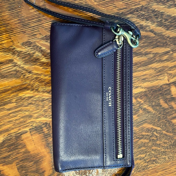 Coach leather wristlet wallet - Picture 2 of 10